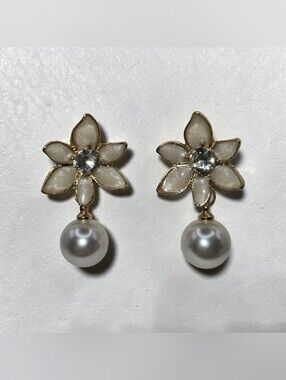 Floral Faux Pearl Drop Earrings - White / Gold